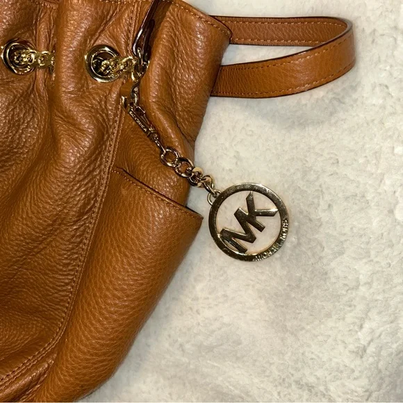 MICHAEL Michael Kors Tan Shoulder Bag - Picture 5 of 15